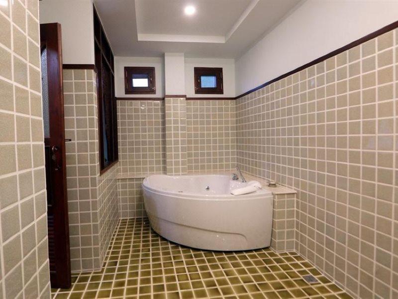Rich Garden House Hotel Chiang Mai Exterior foto